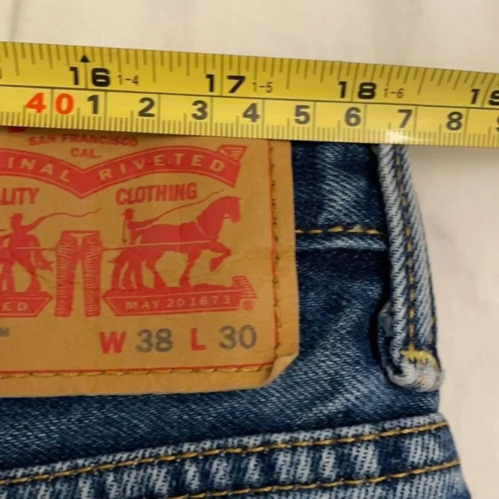 Levi's 550 Relaxed Fit Denim Blue Jeans Mens Size 38X30
